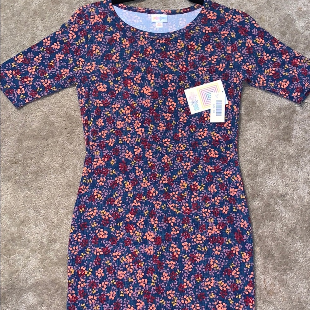 Xs LuLaRoe Julia